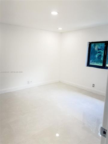 12200 NW 20th Ct, Plantation, FL 33323