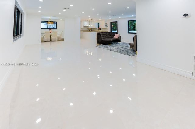 12200 NW 20th Ct, Plantation, FL 33323