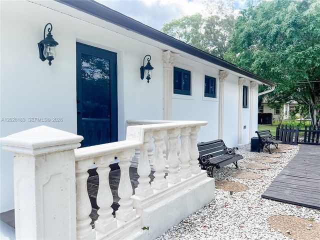 12200 NW 20th Ct, Plantation, FL 33323