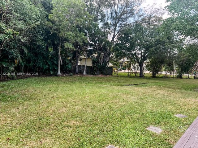 12200 NW 20th Ct, Plantation, FL 33323