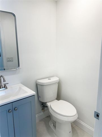 12200 NW 20th Ct, Plantation, FL 33323