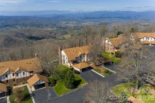 1203 Fleetwood Plaza, Hendersonville, NC 28739