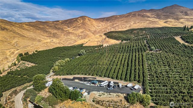 394 Lure Ln, Monitor, WA 98836