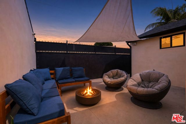 11215 Hannum Avenue, Culver City, CA 90230