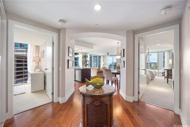 1837 Kalakaua Avenue 1004, Honolulu, HI 96815