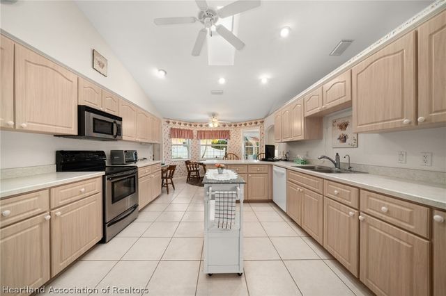 177 Rosewood Drive N, Lake Placid, FL 33852