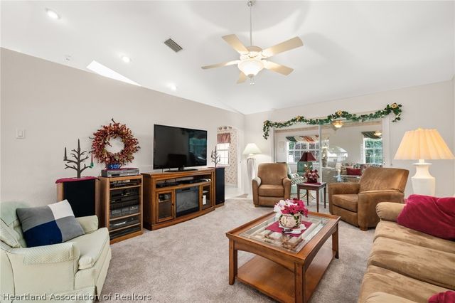 177 Rosewood Drive N, Lake Placid, FL 33852