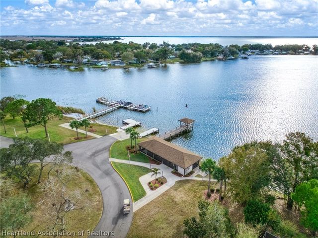 177 Rosewood Drive N, Lake Placid, FL 33852