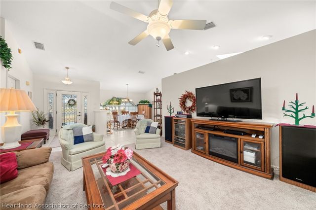 177 Rosewood Drive N, Lake Placid, FL 33852