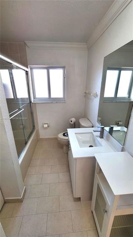 21472 SW 89th Ct, Cutler Bay, FL 33189