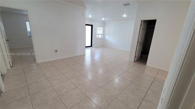 21472 SW 89th Ct, Cutler Bay, FL 33189