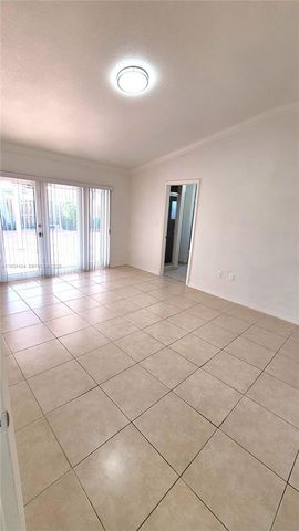 21472 SW 89th Ct, Cutler Bay, FL 33189