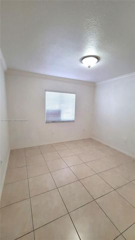 21472 SW 89th Ct, Cutler Bay, FL 33189