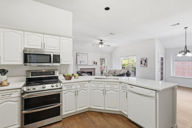 7641 King Arthur Road, Frisco, TX 75035
