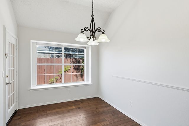 7641 King Arthur Road, Frisco, TX 75035