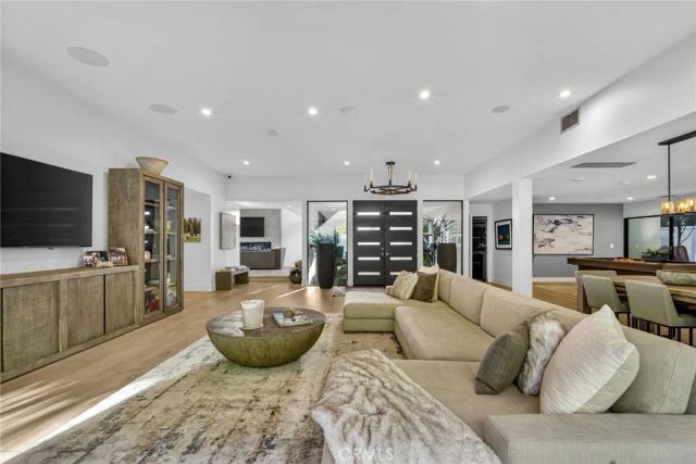 17 Monarch Bay, Dana Point, CA 92629