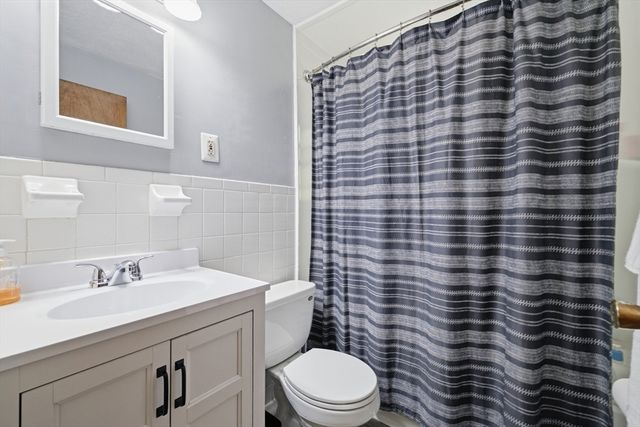 82 12th Ave, Brockton, MA 02302