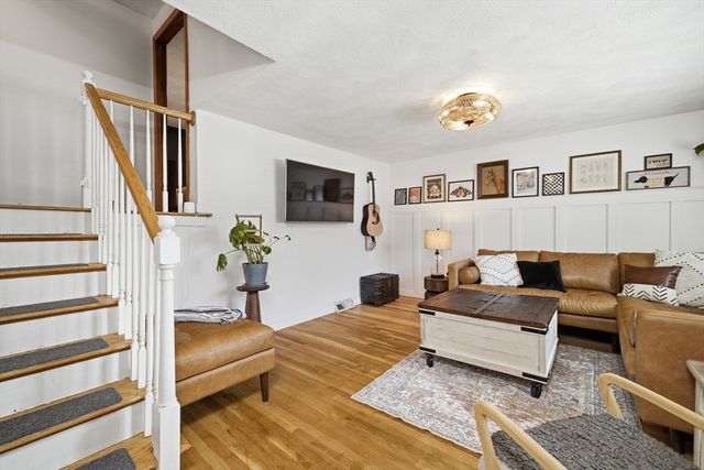82 12th Ave, Brockton, MA 02302