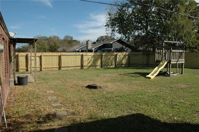 600 San Mario Court, College Station, TX 77845