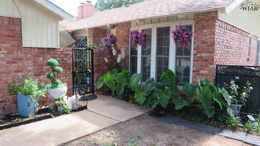 3 COURT CAPISTRANO, Wichita Falls, TX 76310