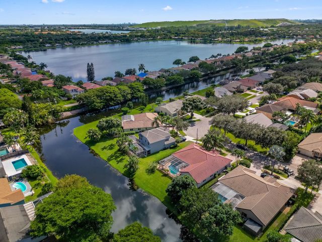 3919 NW 57th Street, Coconut Creek, FL 33073