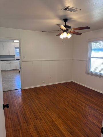 5428 Durham Avenue, Fort Worth, TX 76114