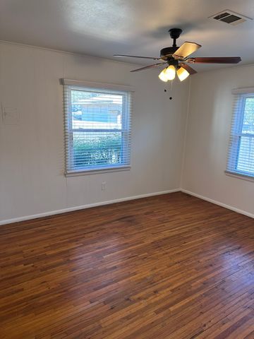 5428 Durham Avenue, Fort Worth, TX 76114