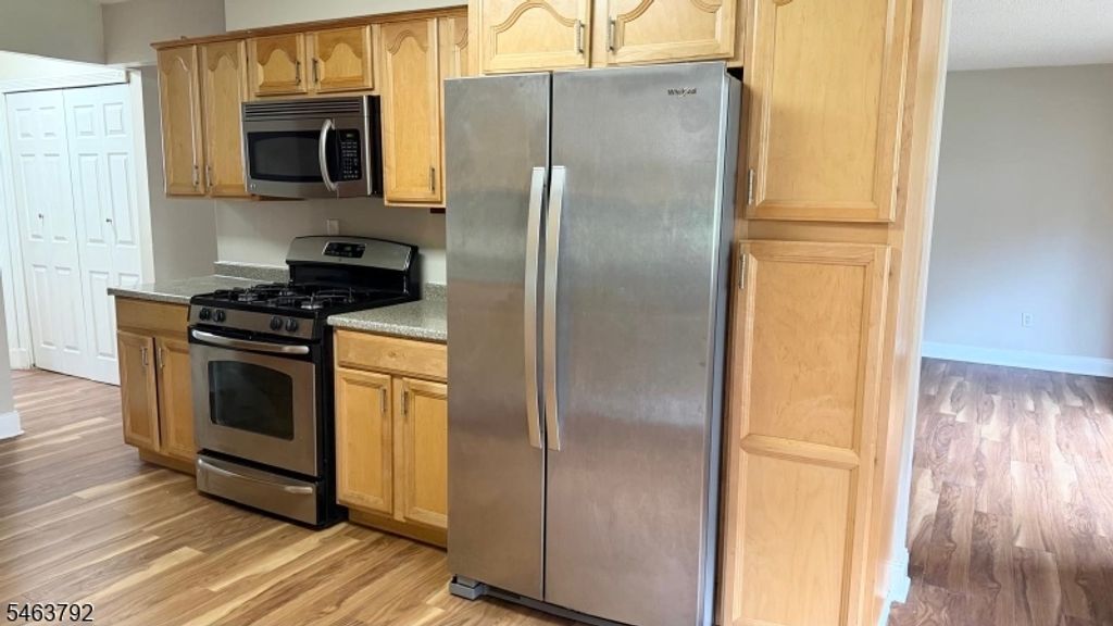 609 Edison Glen Ter, Edison Twp., NJ 08837 — photo 3