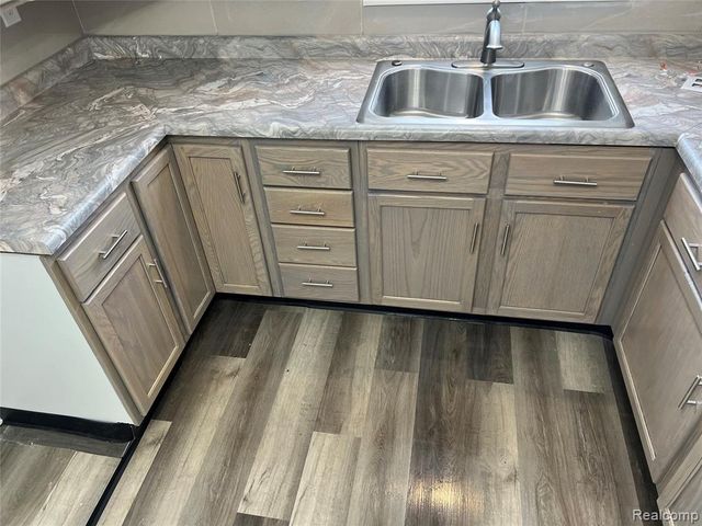 115 Jackson Street, Brooklyn, MI 49230