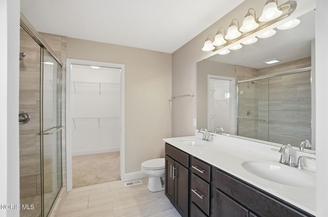 1001 Plum Grove Lane, Toledo, OH 43615