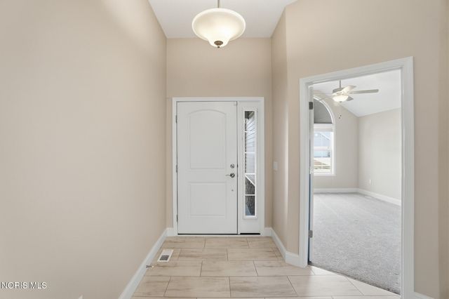1001 Plum Grove Lane, Toledo, OH 43615