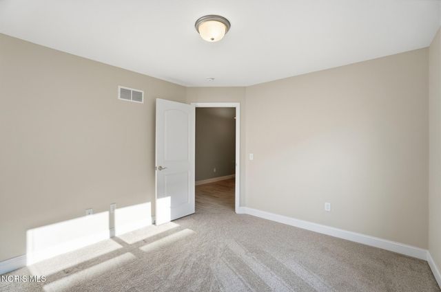 1001 Plum Grove Lane, Toledo, OH 43615
