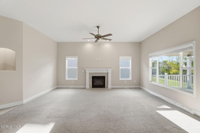 1001 Plum Grove Lane, Toledo, OH 43615