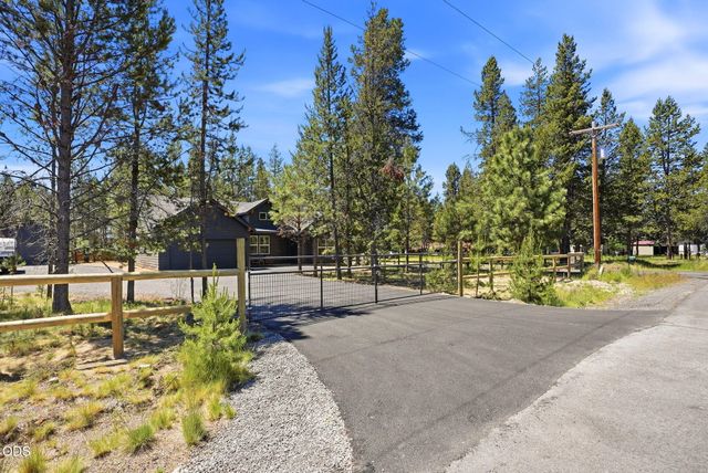 55827 Wood Duck Drive, Bend, OR 97707