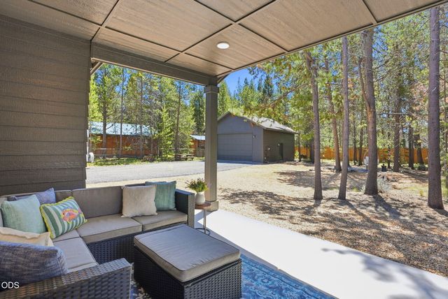 55827 Wood Duck Drive, Bend, OR 97707