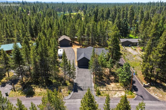 55827 Wood Duck Drive, Bend, OR 97707
