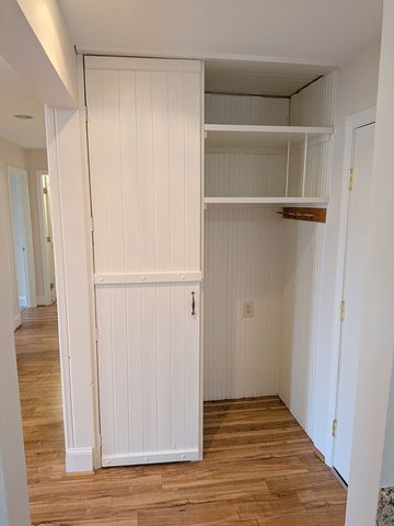 366 Thacher St 6, Attleboro, MA 02703