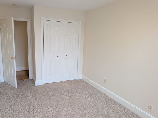 366 Thacher St 6, Attleboro, MA 02703