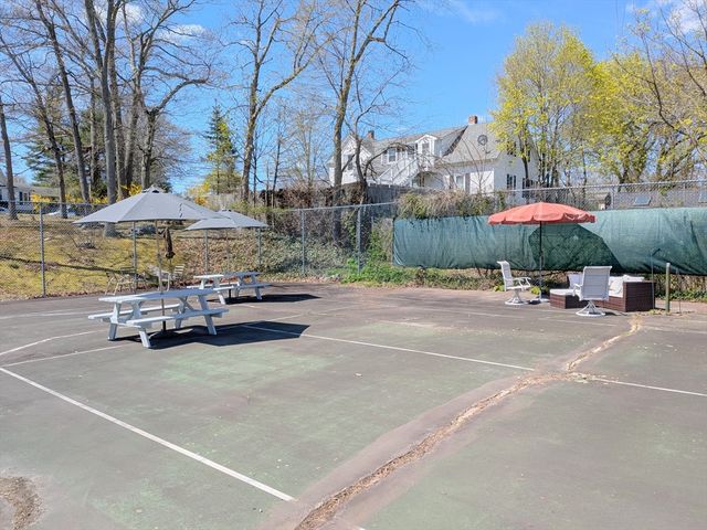 366 Thacher St 6, Attleboro, MA 02703