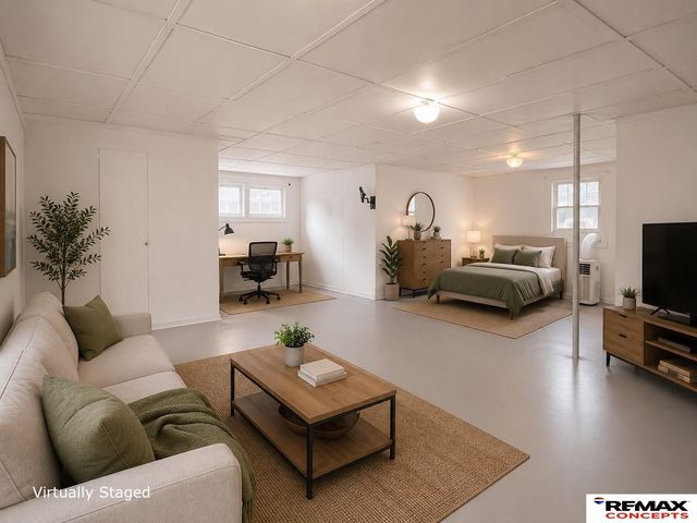 1730 S 22nd Street, Lincoln, NE 68502