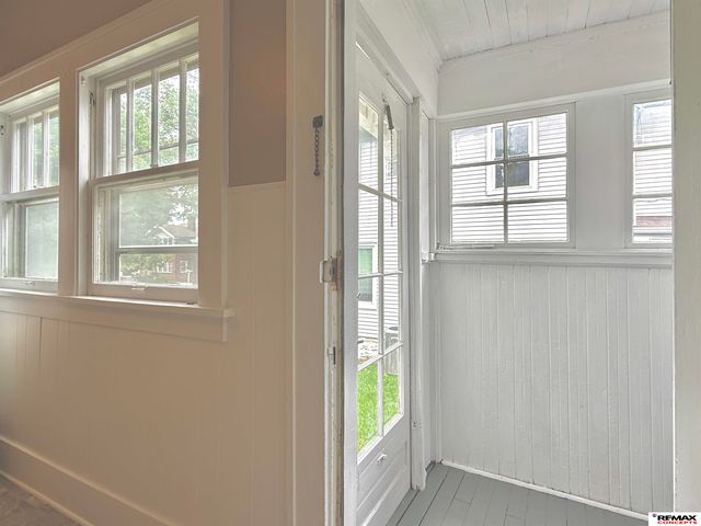 1730 S 22nd Street, Lincoln, NE 68502
