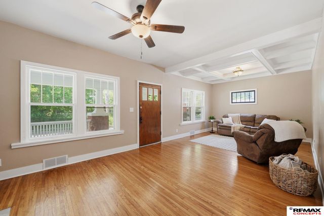 1730 S 22nd Street, Lincoln, NE 68502