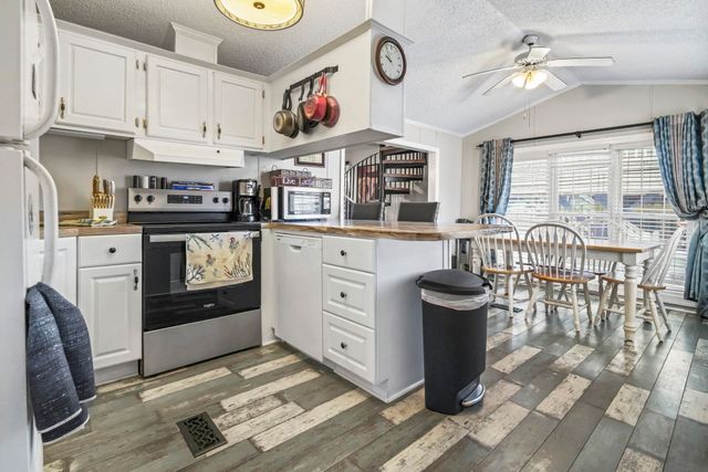 6001-6005 South Kings Hwy., Myrtle Beach, SC 29588