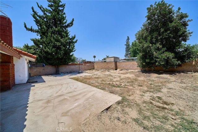 1833 E Yale, Ontario, CA 91764