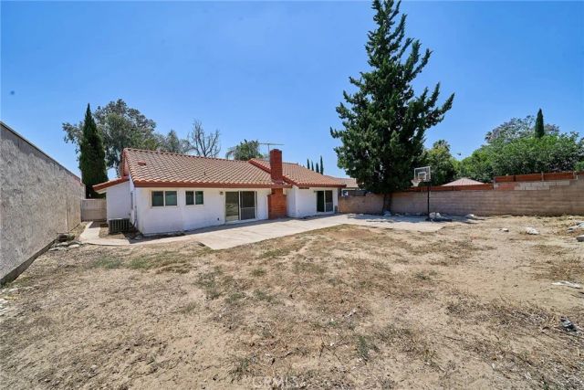 1833 E Yale, Ontario, CA 91764