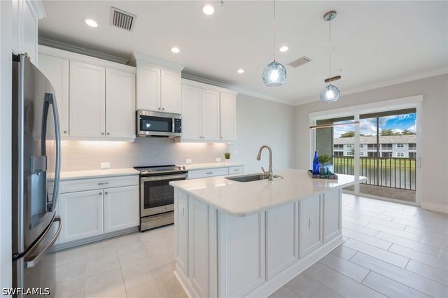 2647 Seychelles CIR 2206, Naples, FL 34112