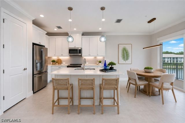 2647 Seychelles CIR 2206, Naples, FL 34112