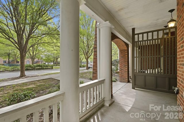 614 E 9th Street, Charlotte, NC 28202