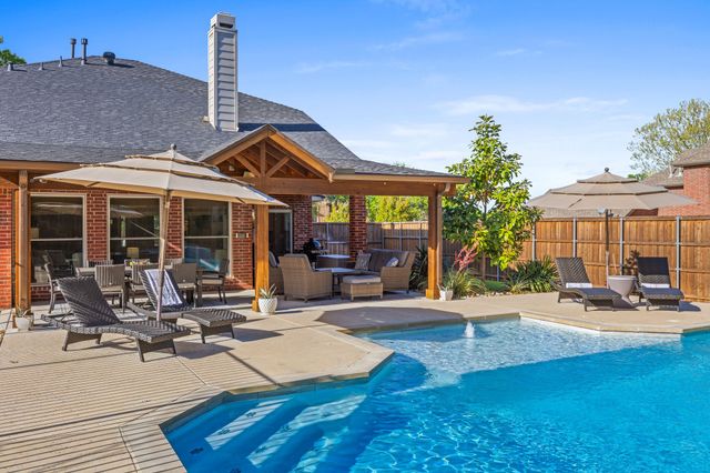 144 Oxford Drive, Heath, TX 75032