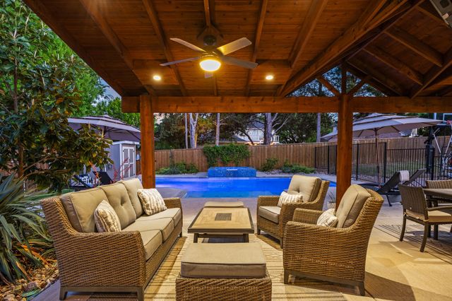 144 Oxford Drive, Heath, TX 75032